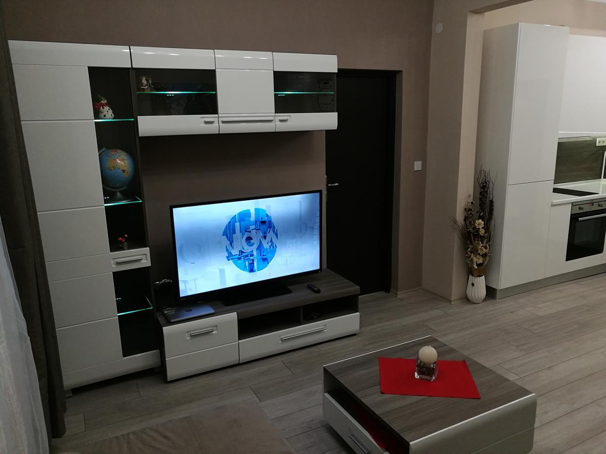 The Wings Apartment Sofia Bagian luar foto