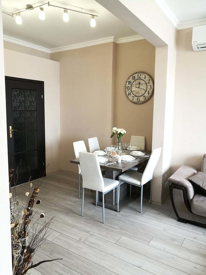 The Wings Apartment Sofia Bagian luar foto